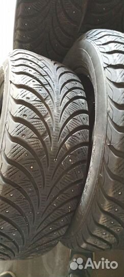 Sava Eskimo Stud 205/60 R16