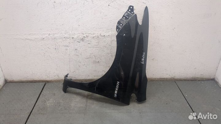 Крыло Toyota Auris E18 2012, 2016