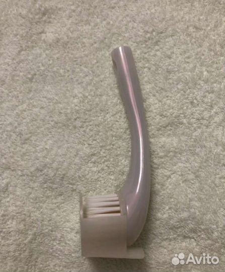 Shiseido щёточка дя умывания и массажа лица