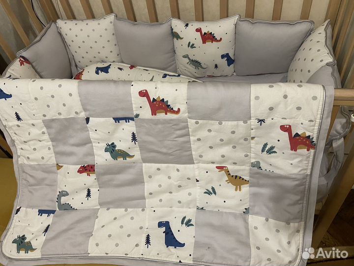 Бортики в кроватку,одеяло,кокон