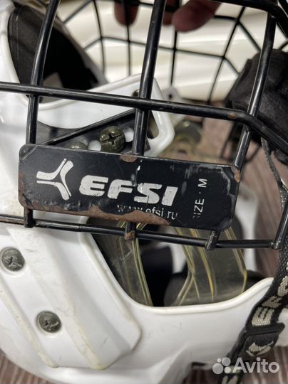 Хоккейный шлем