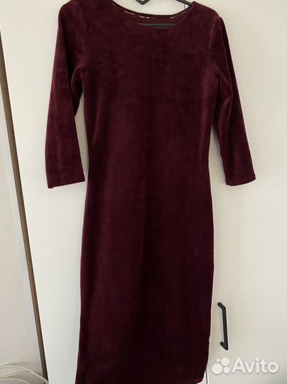 Велюровое платье 46
