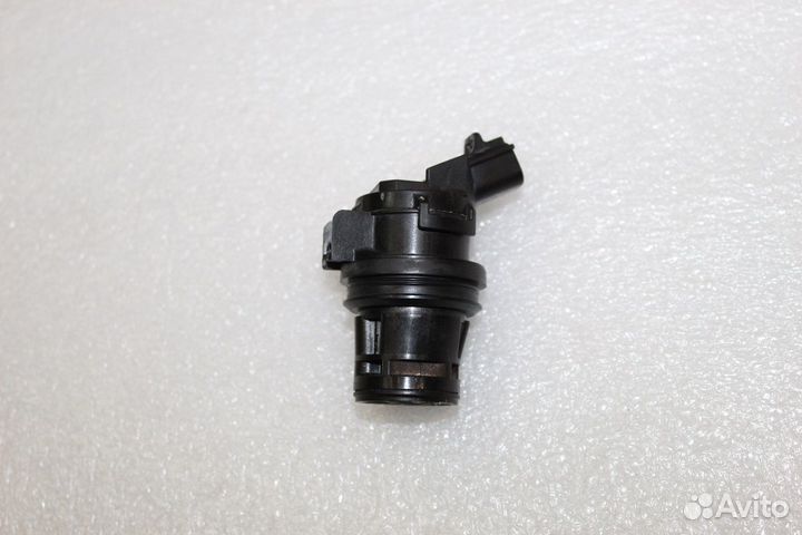 Prado 150 Моторчик омывателя лобового Оригинал 09