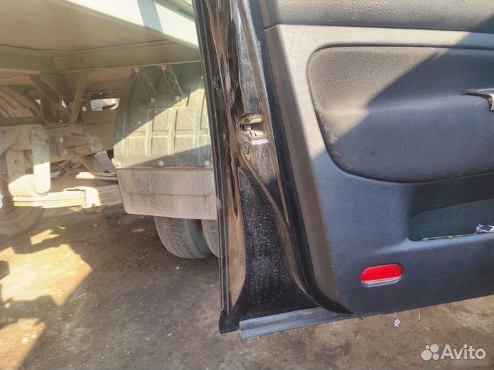 Дверь передняя левая Volkswagen Jetta 2.0