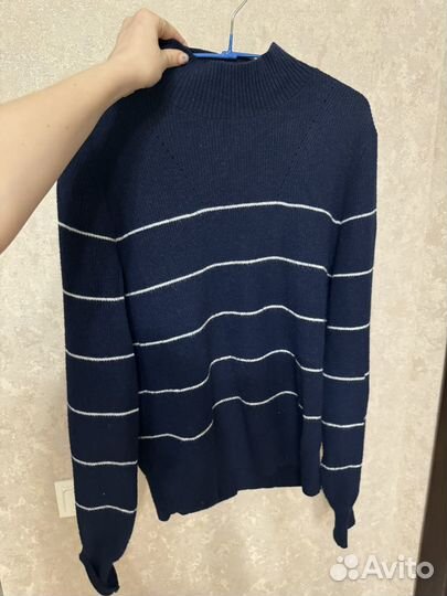 Свитер женский