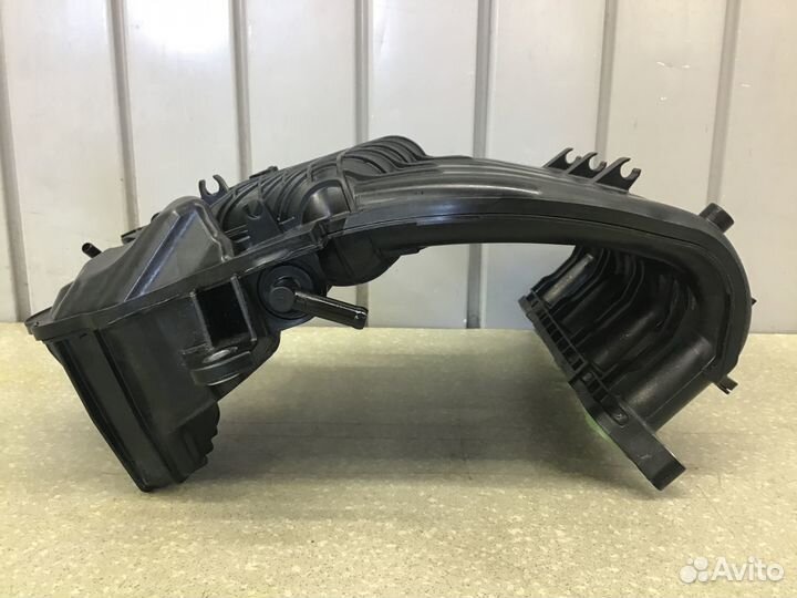 Коллектор впускной Renault Kaptur 2016