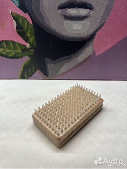 Щетка нейлон для подготовки лыж