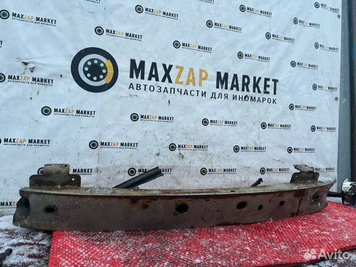 Усилитель переднего бампера Ford Focus 1 2003