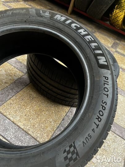 Michelin Pilot Sport 4 275/50 R21 113V