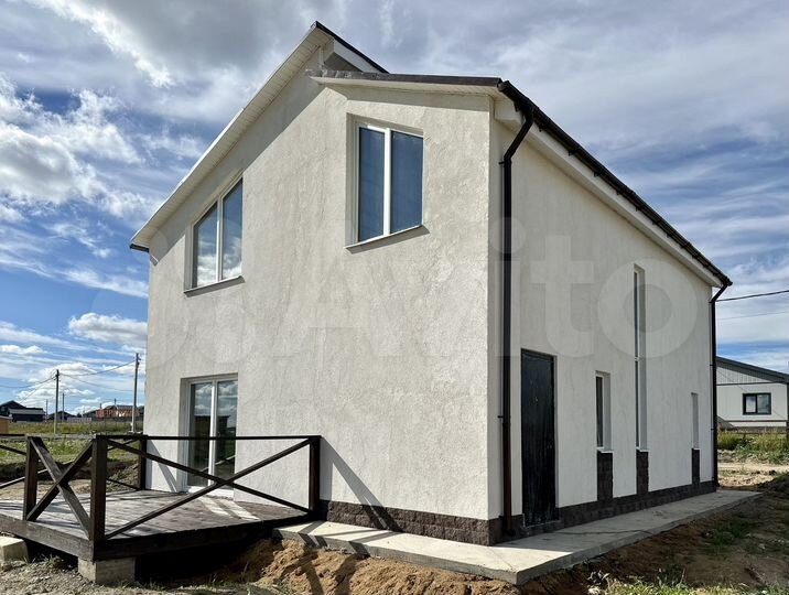 Дом 123 м² на участке 6 сот.