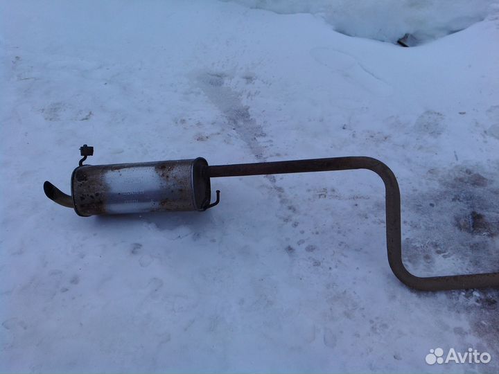 Форд Фиеста (2006г) -глушитель