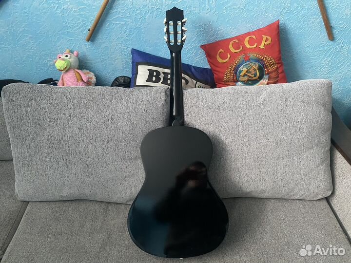 Гитара акустическая