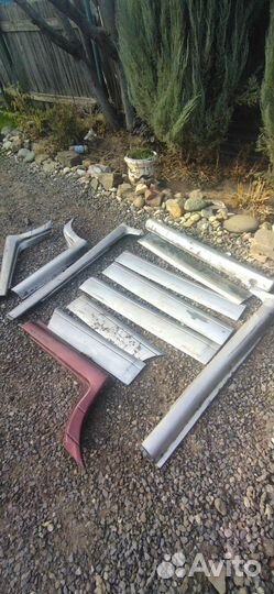 Молдинги на ваз 2114