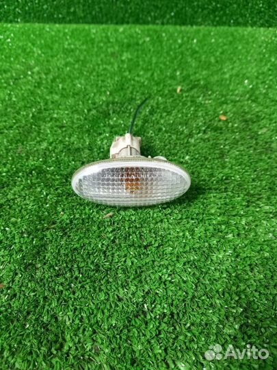 Повторитель поворота в крыло Mazda Mazda6 GG L813