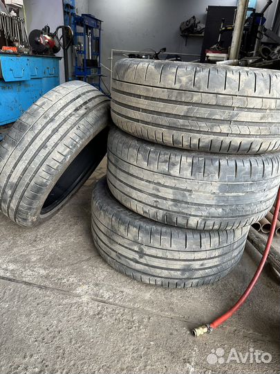 Pirelli P Zero 245/45 R20 и 275/40 R20 103W