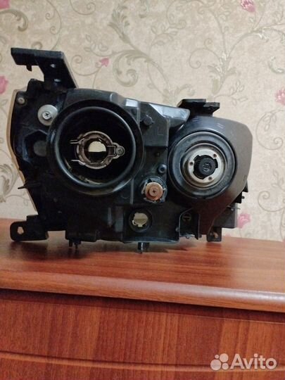 Фара левая Сузуки гранд Витара 2006-2014. depo