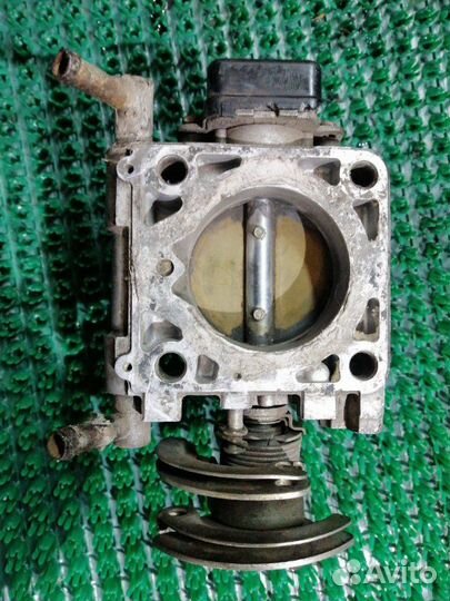 Дроссельная заслонка Nissan CA16DE