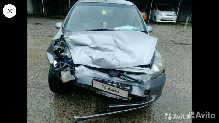 Хонда фит по частям