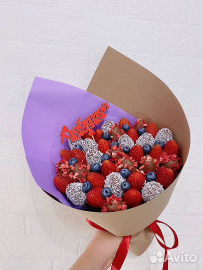 Букет из клубники в шоколаде