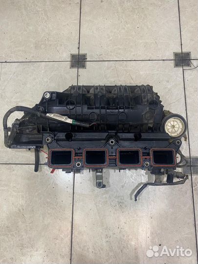 Впускной коллектор Toyota Camry 50