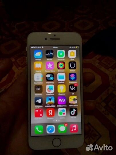 iPhone 8, 64 ГБ