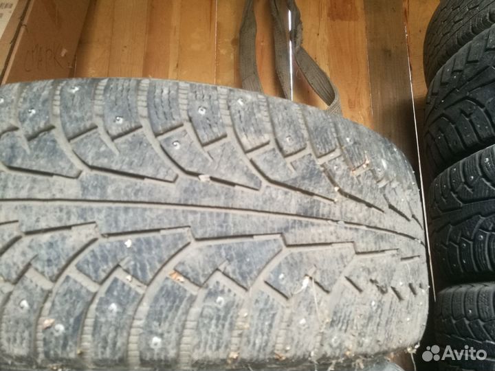 Nokian Tyres Hakkapeliitta 5 SUV 275/65 R17