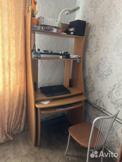 Компьютерный стол