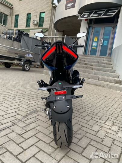 Мотоцикл zontes ZT350-R1