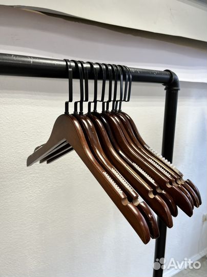 Плечики для одежды деревянные