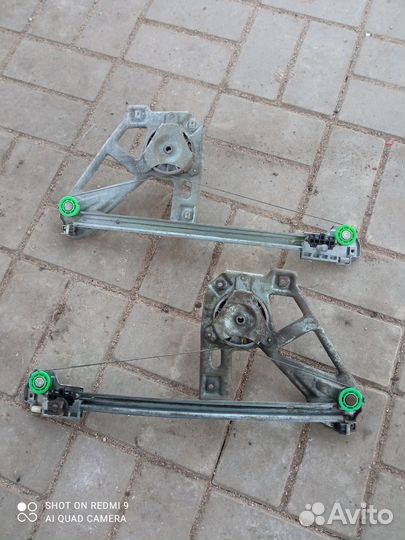 Заднии стеклоподьемники от Ауди а-6 с-4