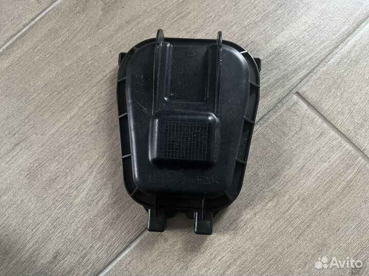 Крышка фары Ford Kuga 2