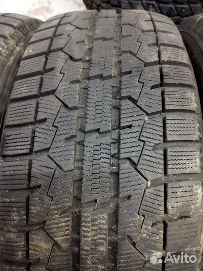 Toyo Observe Garit GIZ 225/55 R17 97