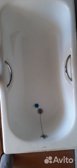 Ванна чугунная