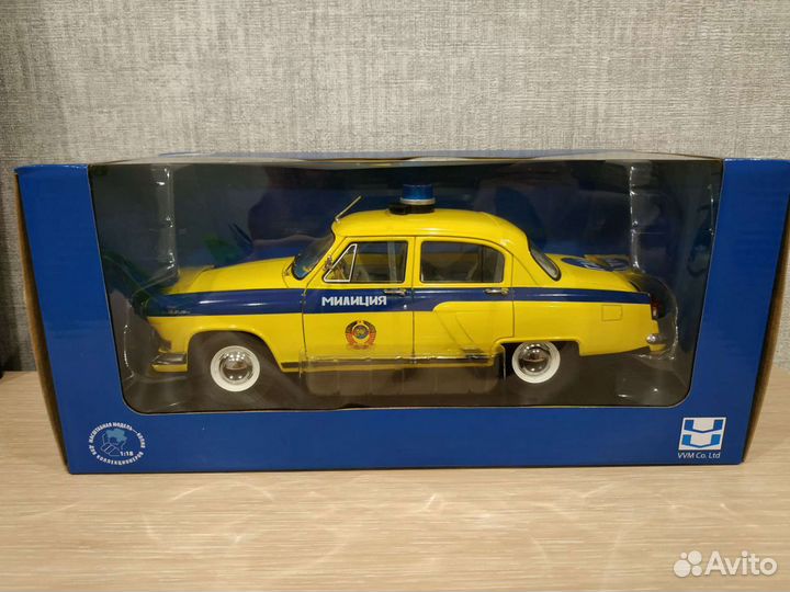 Волга Газ-21 Милиция VVM1802 1/18