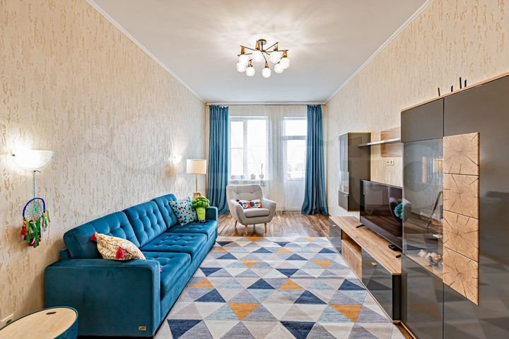 2-к. квартира, 90 м², 4/9 эт.