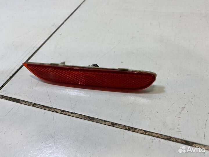 Отражатель в бампер задний правый Infiniti Q50 V37