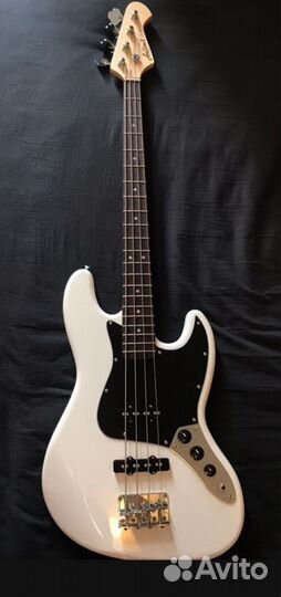 Бас гитара Aria pro 2 и комбик Joyo 10вт