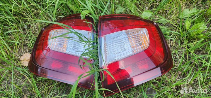 Задняя фара skoda rapid