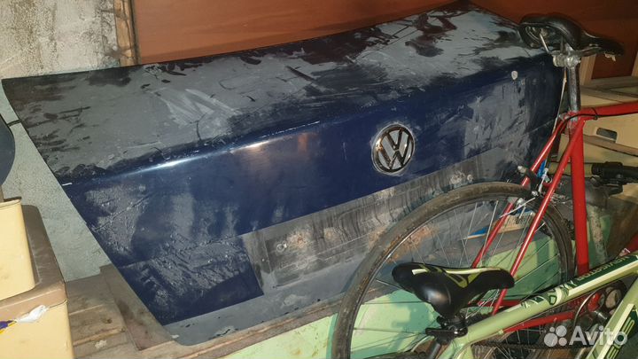 Крышка багажника volkswagen bora/jettaMK4