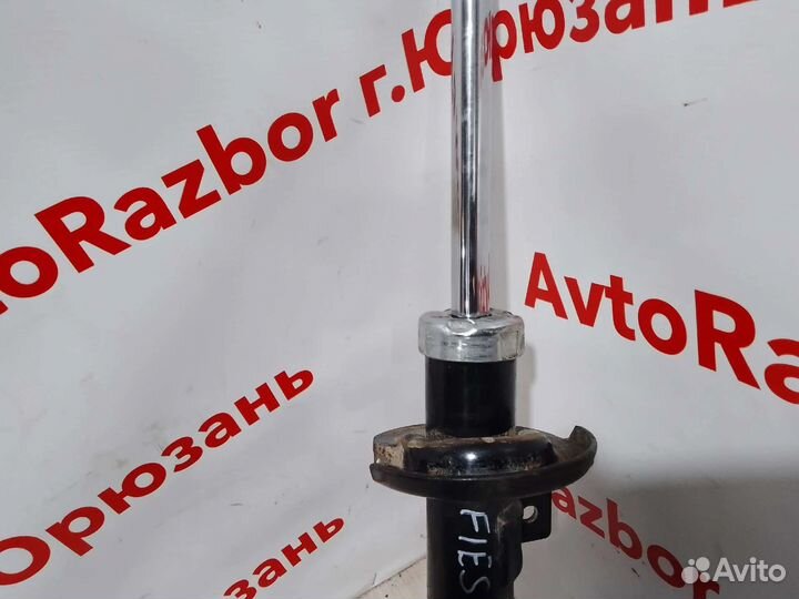 Амортизатор передний левый Ford Fiesta mk5