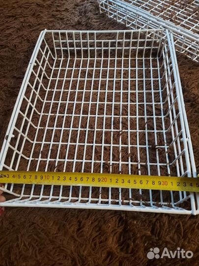 Металлическая корзинка