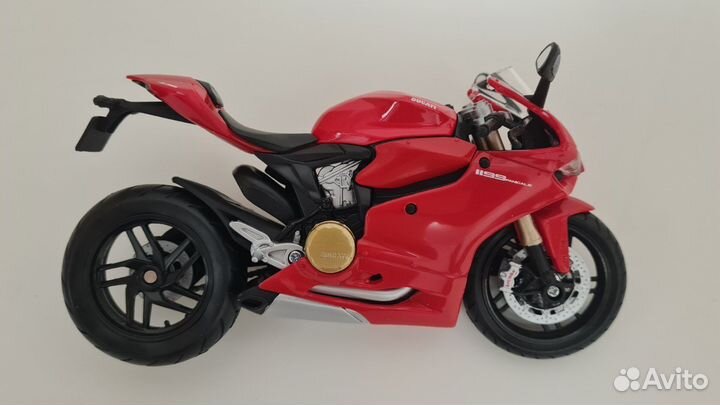 Модель мотоцикла Maisto Ducati 1199 Panigale
