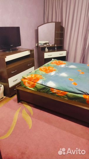 Спальный гарнитур бу