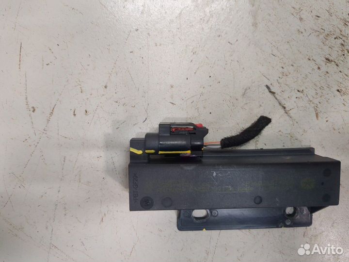 Антенна Dodge Journey 2011, 2013