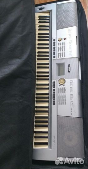 Синтезатор Yamaha DGX-205
