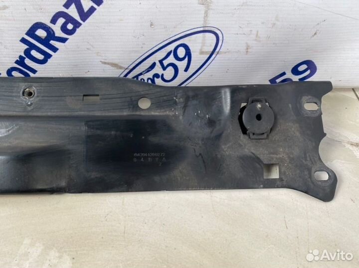 Панель передняя (телевизор) Mercedes-Benz C-Class