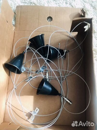 Крепления на люстру треки