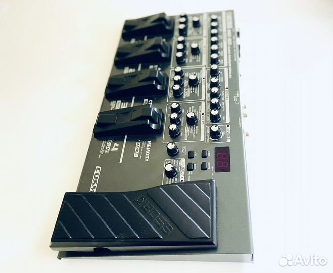 Гитарный процессор Boss me-80