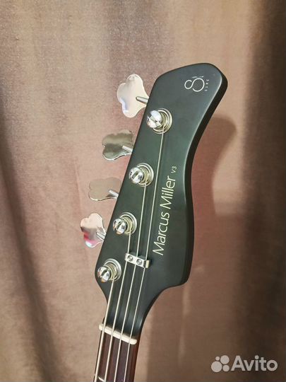 Бас-гитара Sure Marcus Miller v. 3