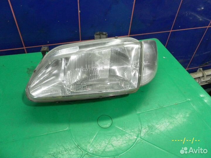 Фара передняя левая Renault Scenic 1 до рест